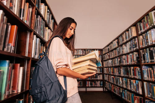 女生报考四川自学考试什么专业比较好？都需要考什么科目？(图1)
